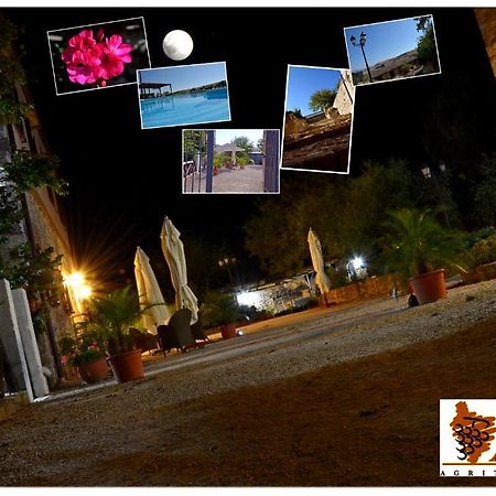 Agriturismo Sant'Agata Piana Degli Albanesi Eksteriør billede
