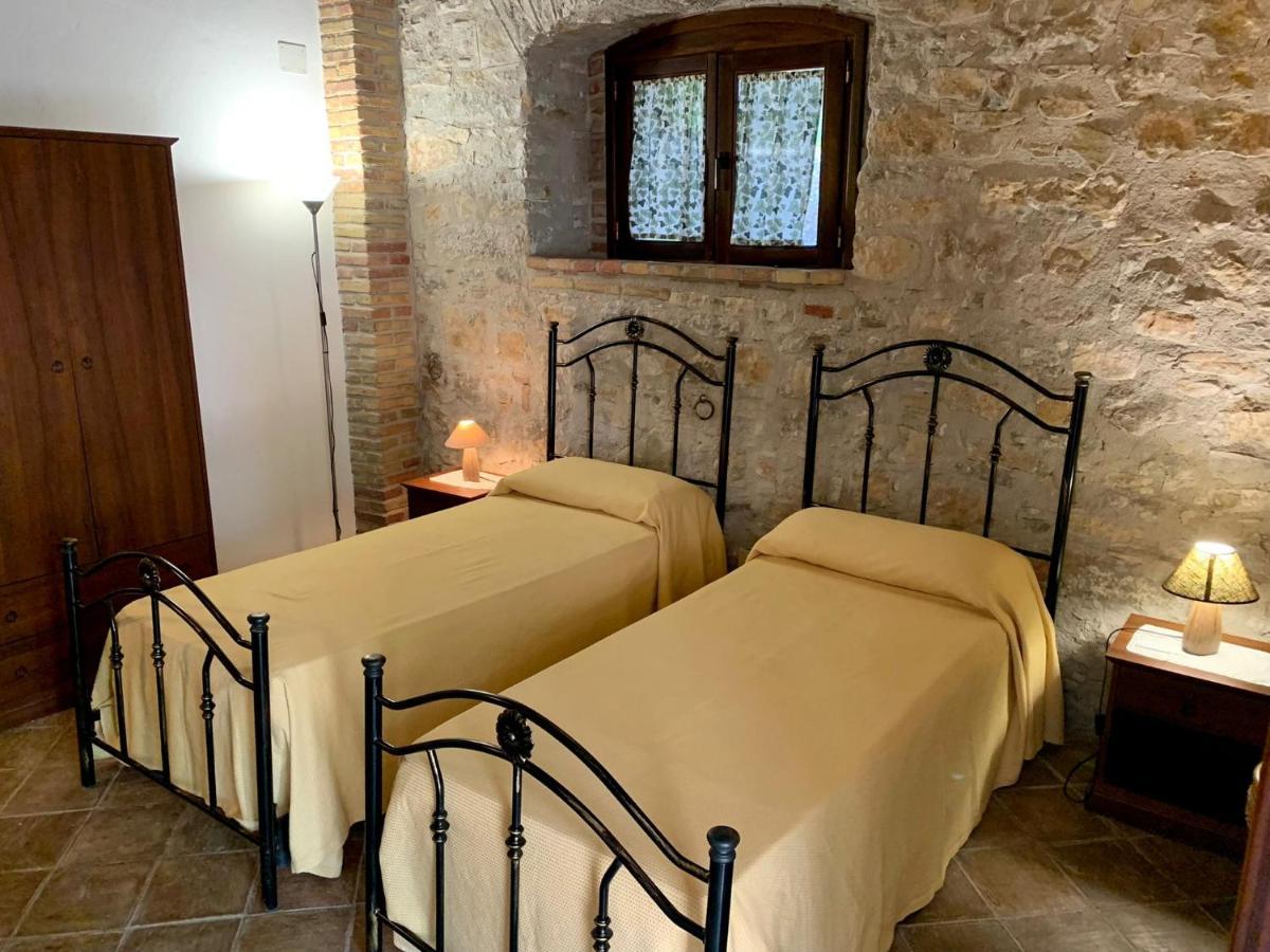 Agriturismo Sant'Agata Piana Degli Albanesi Eksteriør billede