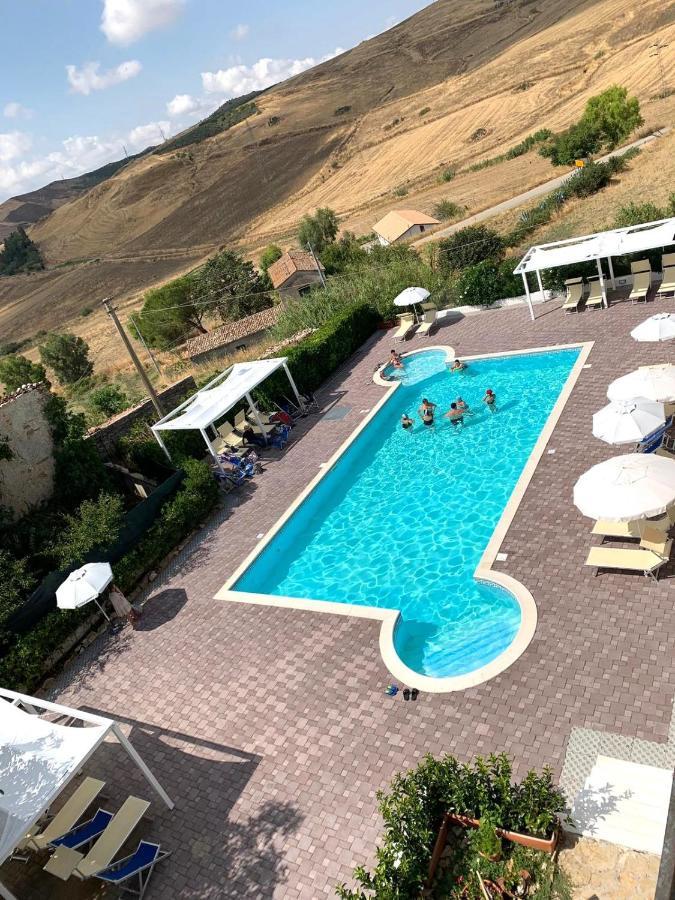 Agriturismo Sant'Agata Piana Degli Albanesi Eksteriør billede