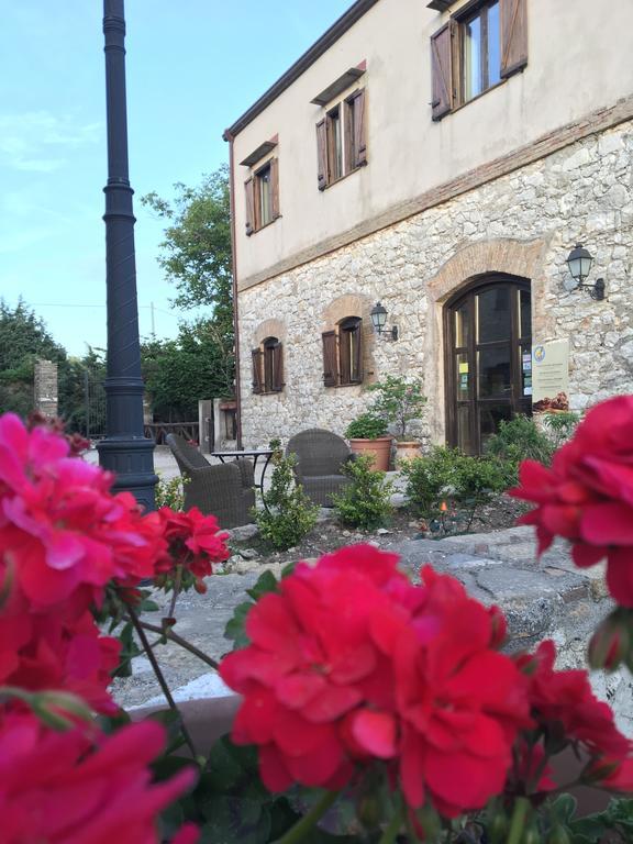 Agriturismo Sant'Agata Piana Degli Albanesi Eksteriør billede