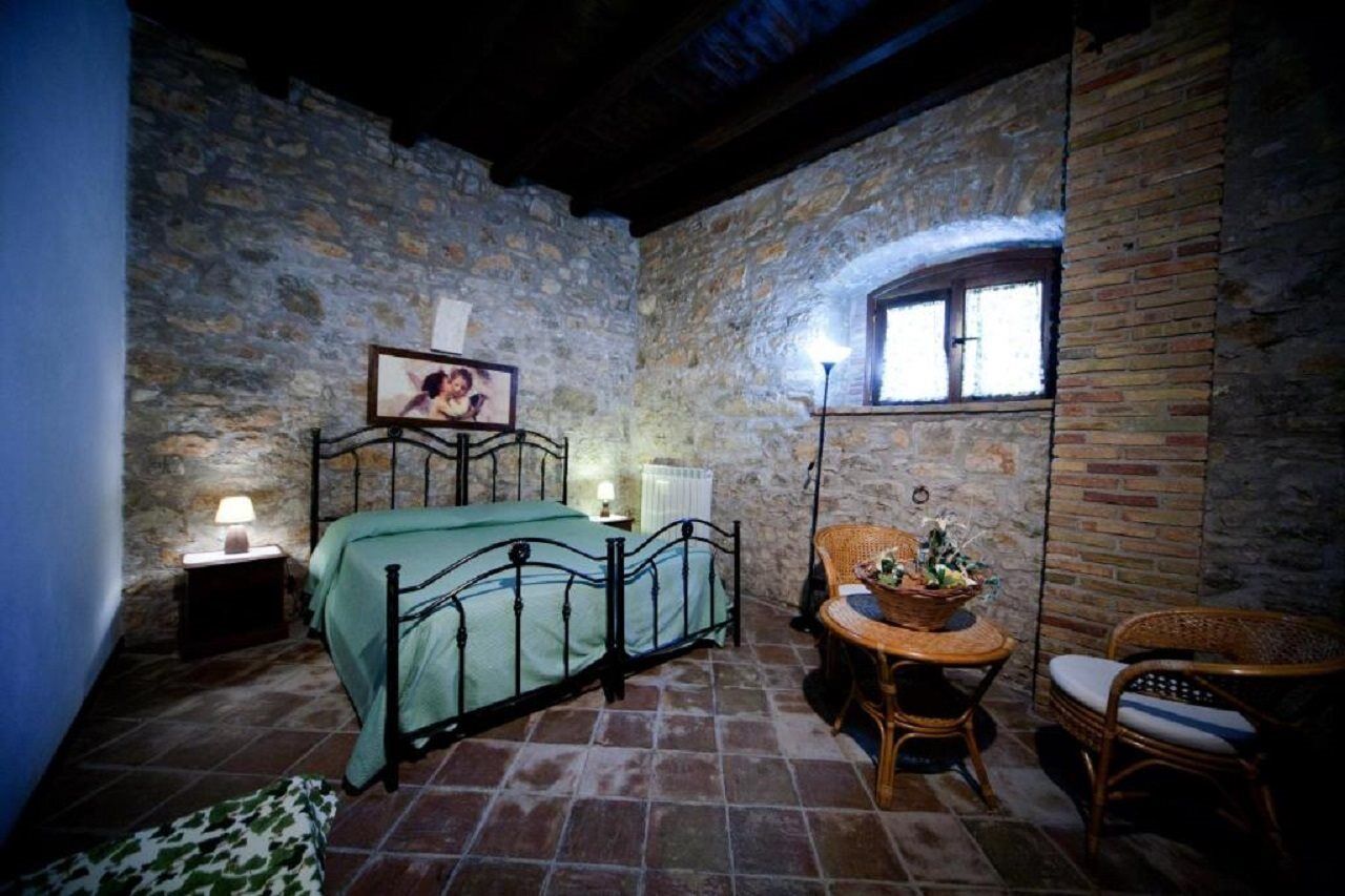 Agriturismo Sant'Agata Piana Degli Albanesi Eksteriør billede